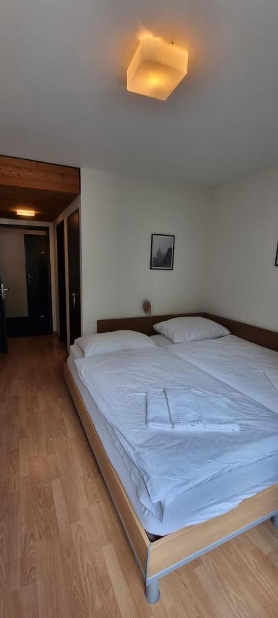 Stadthof होटल Glarus