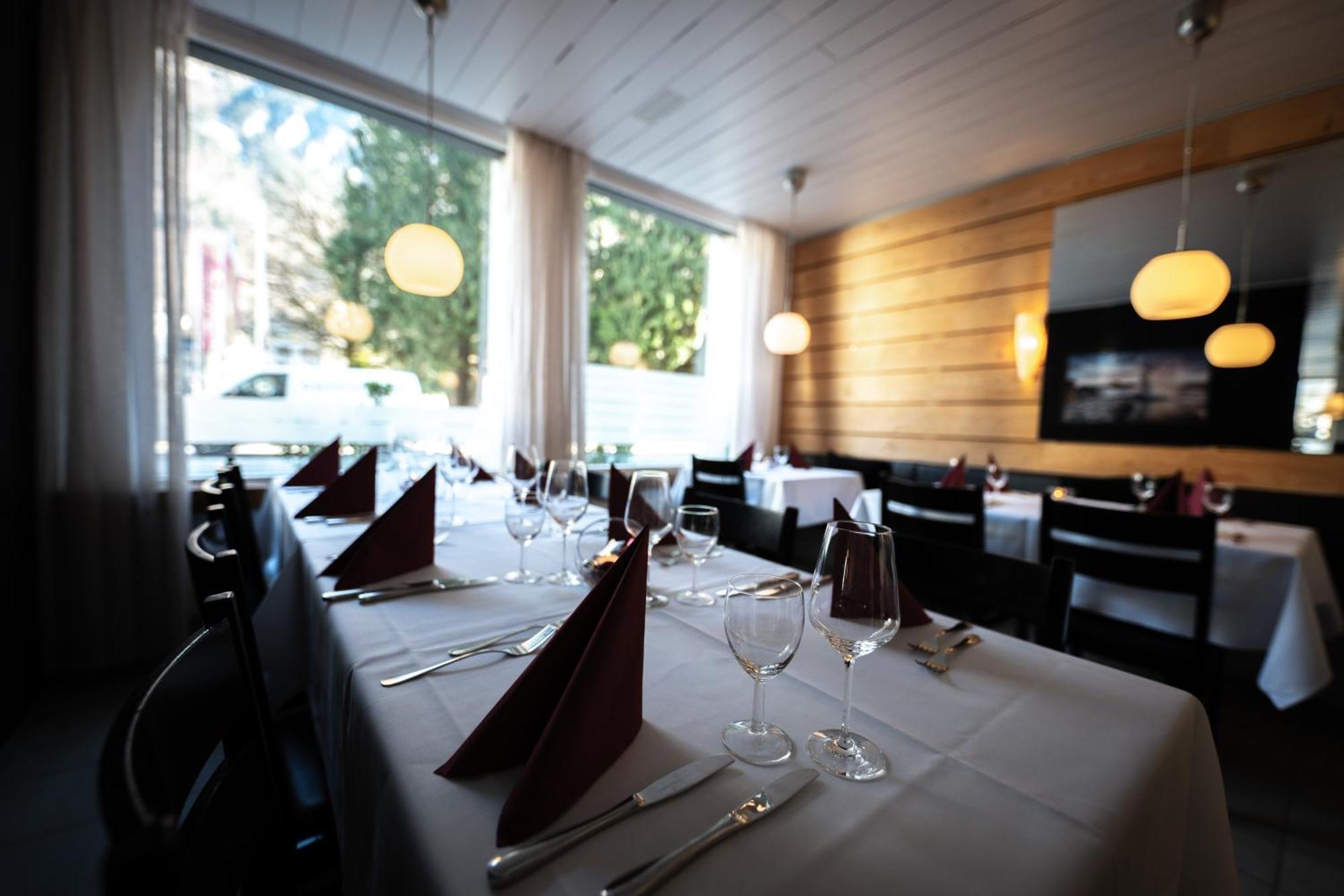 Stadthof Hotel *